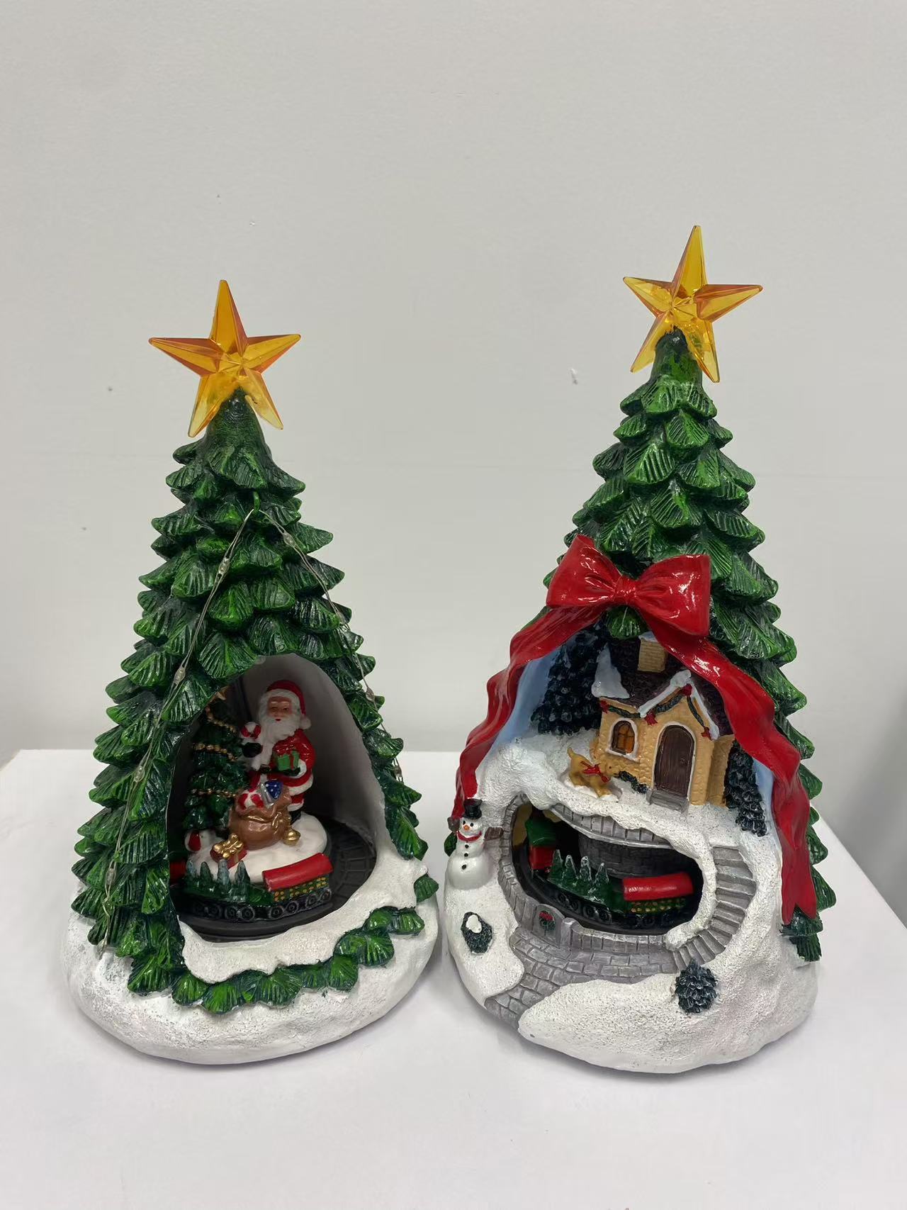 Decoración navideña LED con música – Árbol de Navidad y casita de nieve USB